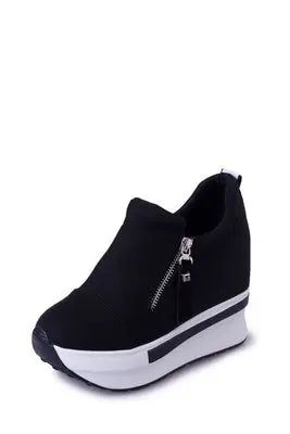 Slip-On Sneakers mit Keilabsatz