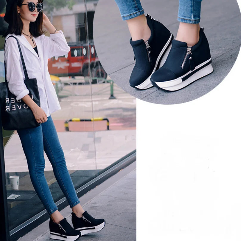 Slip-On Sneakers mit Keilabsatz