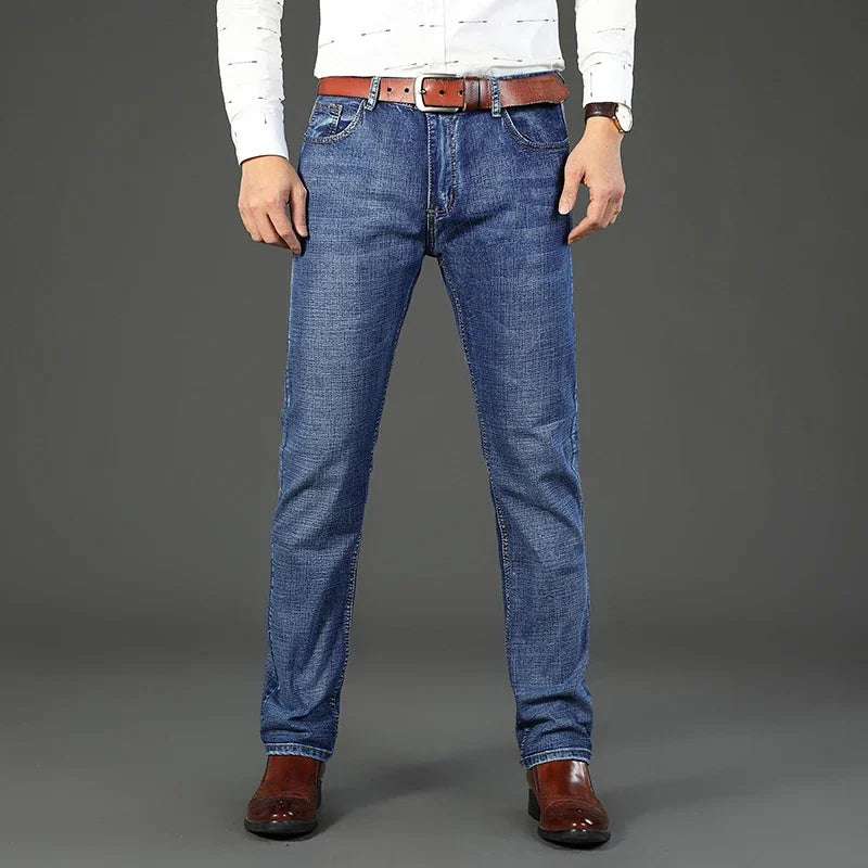 Herren Classic Straight Jeans